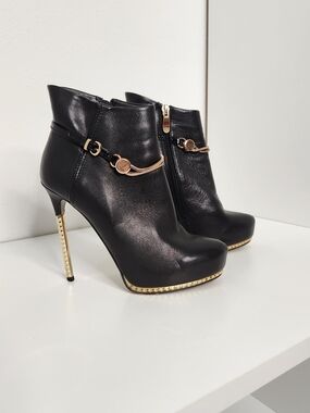 Chinese Laundrt Black Leatherette High Heel Ankle Boots with Gold Trim